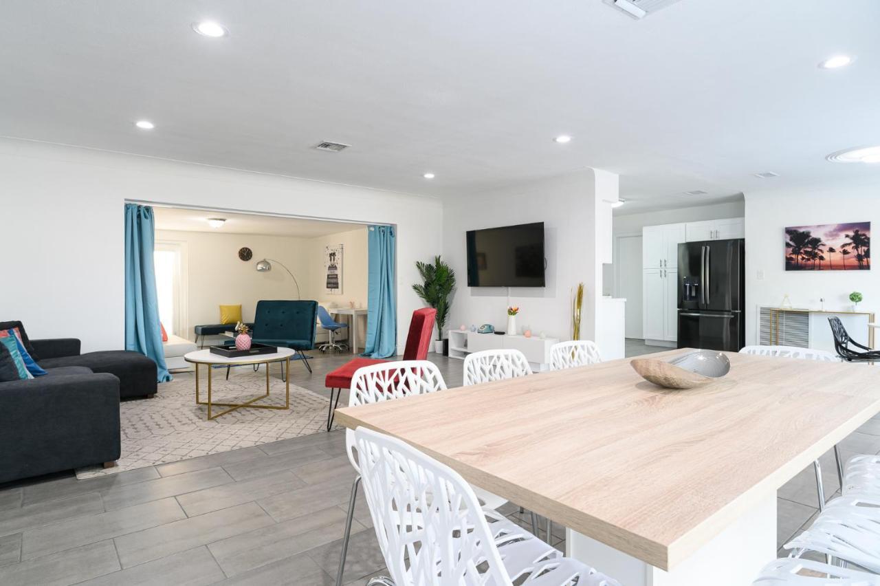 Luxury Casa 4 Bedrooms With Pool & Game Room 15 Mins To Ocean 포트 로더데일 외부 사진